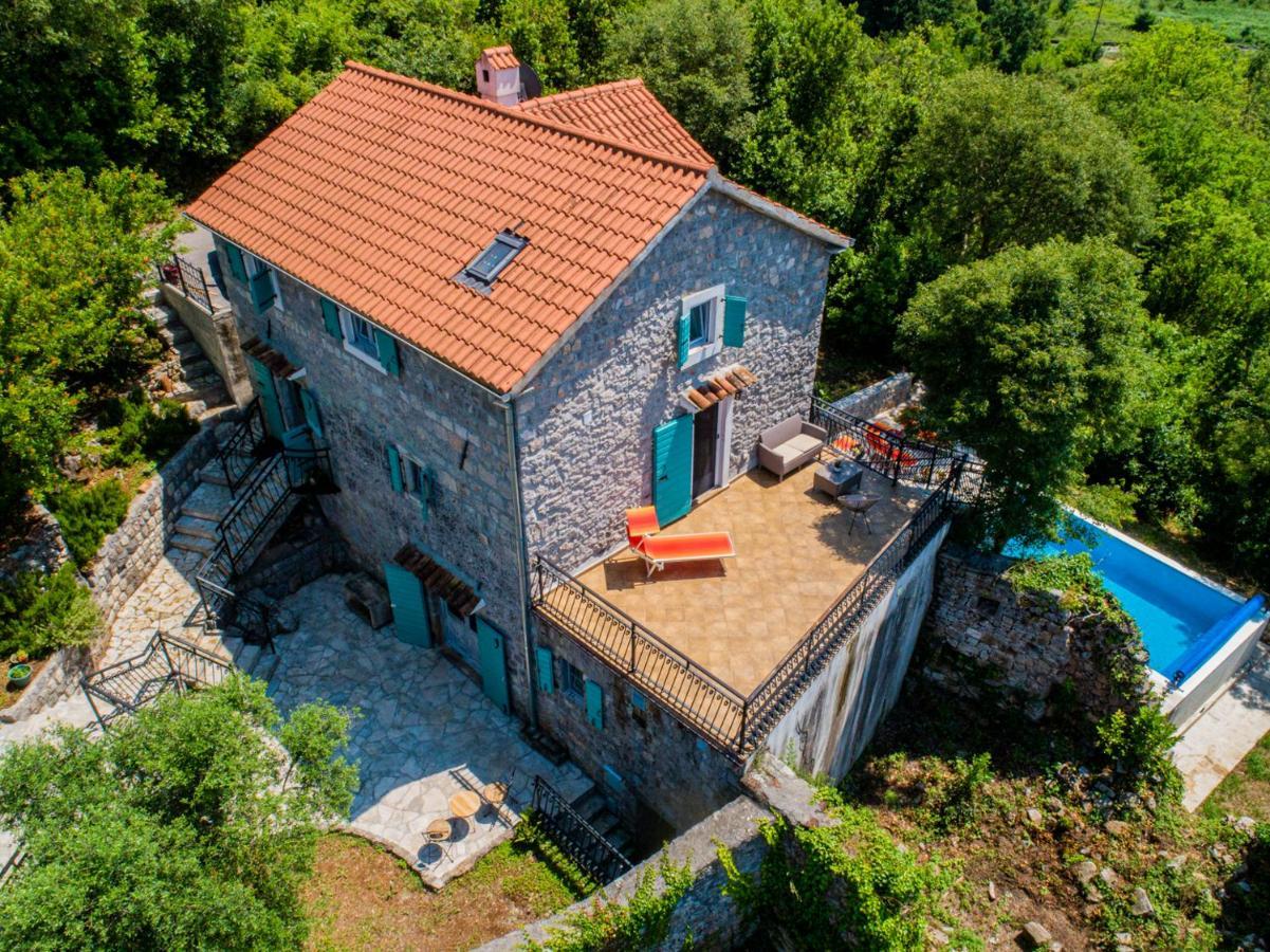 Villa Toscana With A Pool Tivat Bagian luar foto