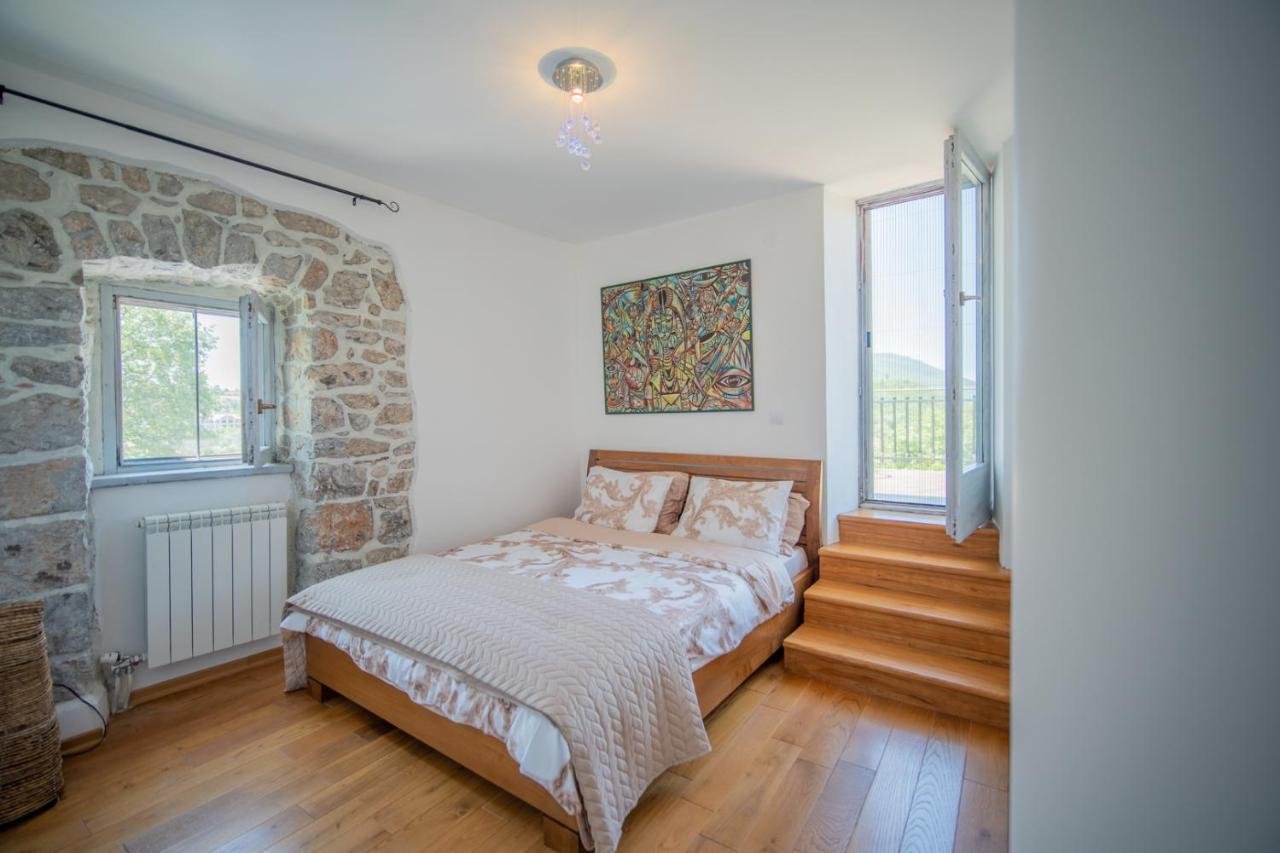 Villa Toscana With A Pool Tivat Bagian luar foto