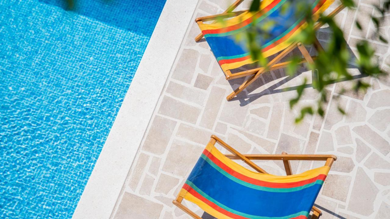 Villa Toscana With A Pool Tivat Bagian luar foto