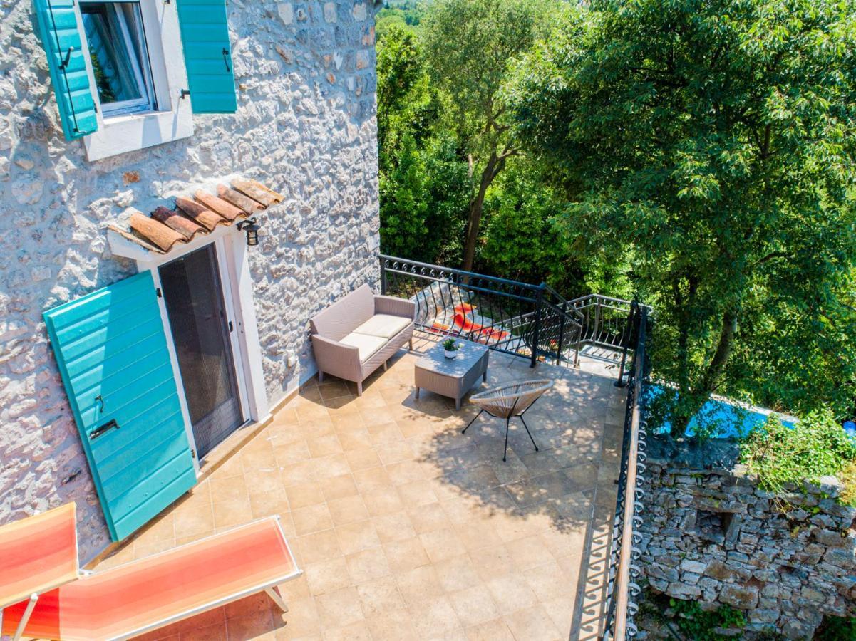 Villa Toscana With A Pool Tivat Bagian luar foto