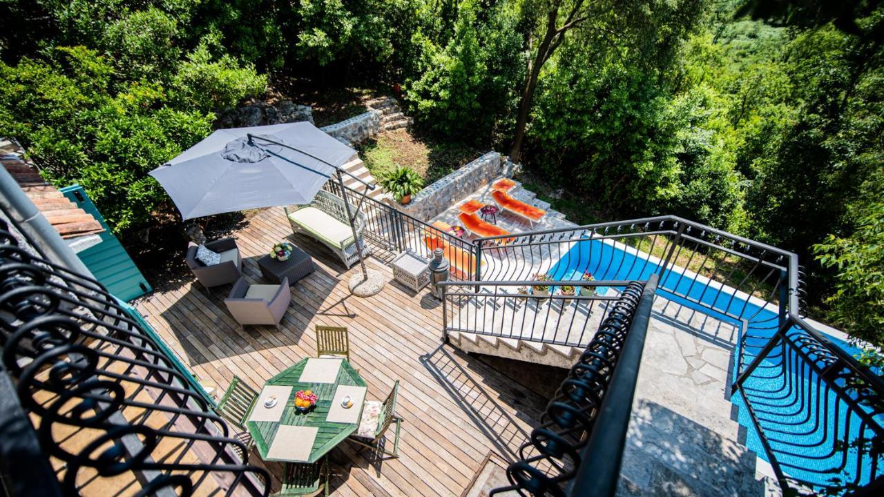 Villa Toscana With A Pool Tivat Bagian luar foto