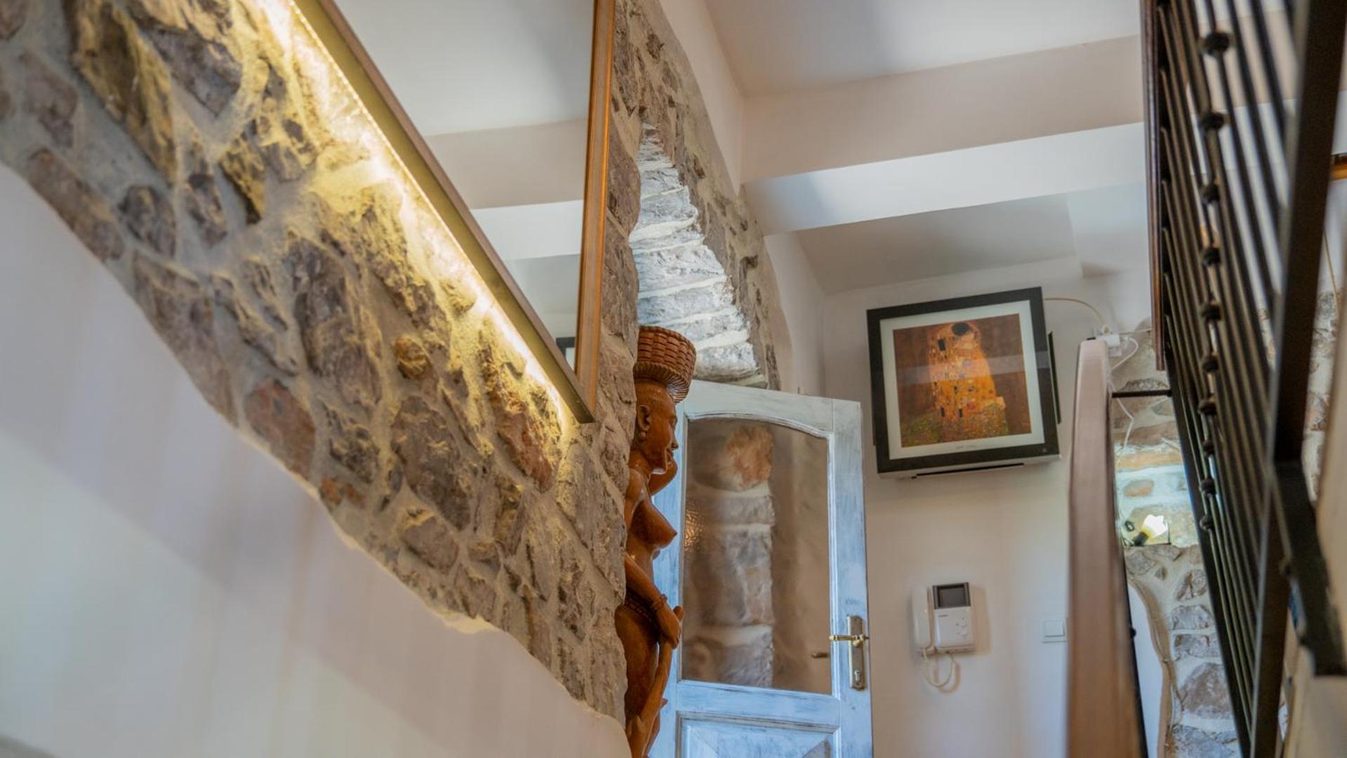 Villa Toscana With A Pool Tivat Bagian luar foto